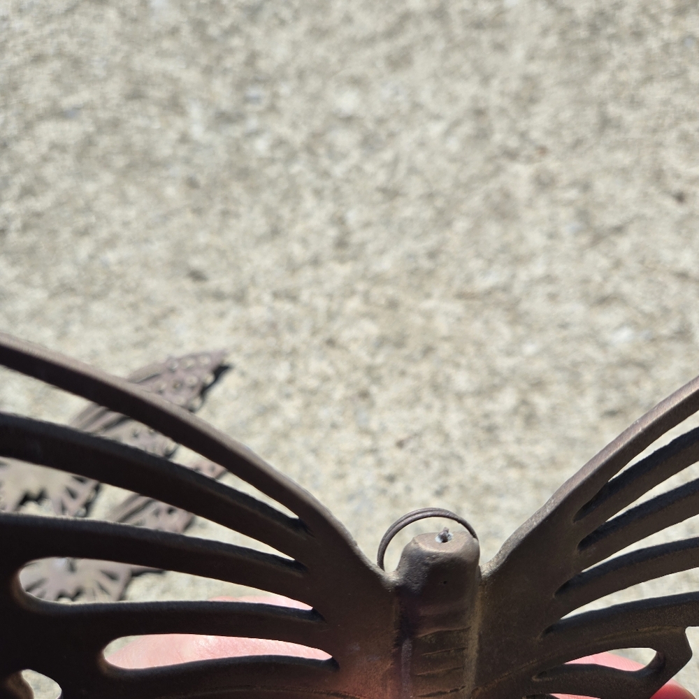 Vintage brass butterfly wall decor pieces mid-century cottage core. Lot Of 3 - Picture 6 of 12